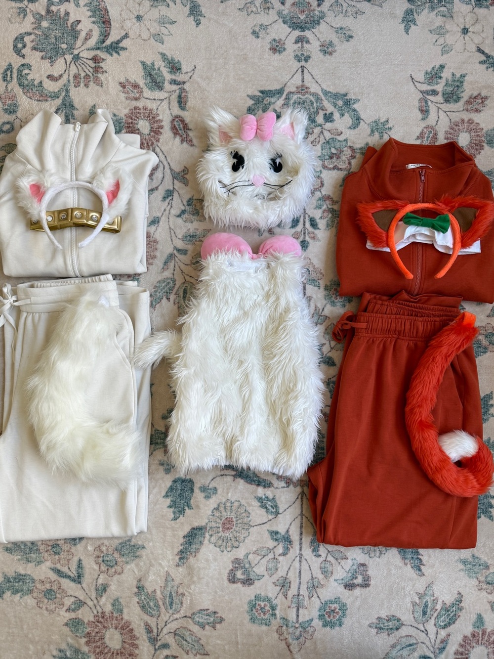 Aristocats Family Halloween Costume